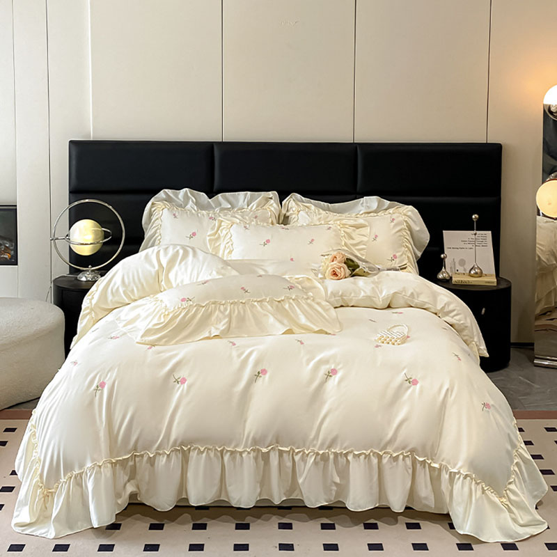 Princess Ice Silk Embroidery B - Silk Sheet Set recension och pris